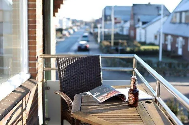 Strandhaus Апартаменты *